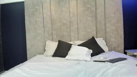 Snapshot of axelandrenata chatting on May 7, 9:20 pm Axel and Renata online show from May 7, 9:20 pm
