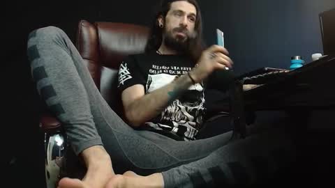 Snapshot of axelcolton chatting on January 13, 9:19 am AxelColton online show from January 13, 9:19 am