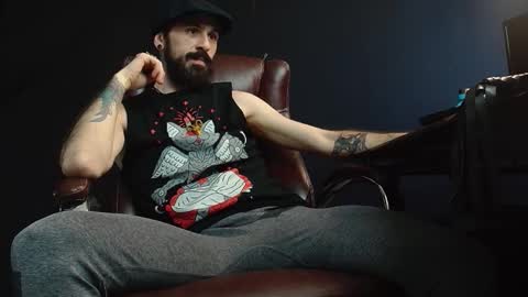 Snapshot of axelcolton chatting on January 13, 12:24 pm AxelColton online show from January 13, 12:24 pm