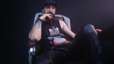 Snapshot of axelcolton chatting on February 27, 6:07 am AxelColton online show from February 27, 6:07 am