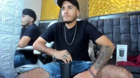 Snapshot of axell_cross2 chatting on March 3, 8:11 pm Axell Cross2 online show from March 3, 8:11 pm