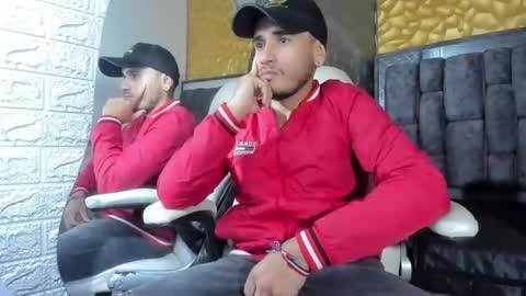 Snapshot of axell_cross2 chatting on March 5, 1:31 am Axell Cross2 online show from March 5, 1:31 am