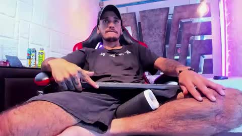 Axell Cross2 online show from March 30, 2:18 pm