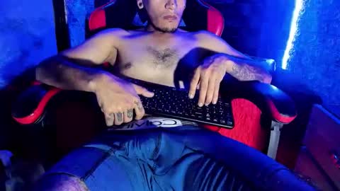 Axell Cross2 online show from April 23, 3:30 am