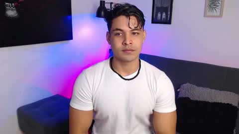 axell online show from October 19, 10:49 am