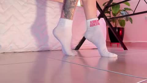 im your little femboy  ALEX   online show from September 15, 1:11 pm