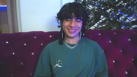 Snapshot of axellkush chatting on February 8, 10:18 am AxellKush online show from February 8, 10:18 am