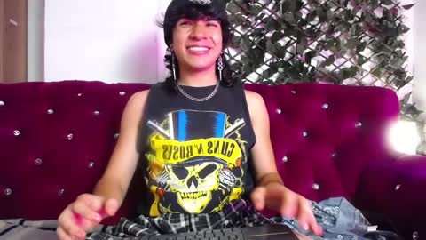 Snapshot of axellkush chatting on February 12, 6:40 am AxellKush online show from February 12, 6:40 am