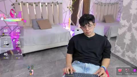 axelnoir_tay online show from May 20, 2:56 pm