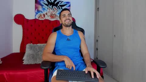 Axel online show from November 24, 7:02 pm