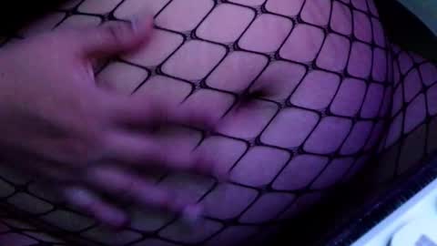 Axl online show from March 11, 8:31 am