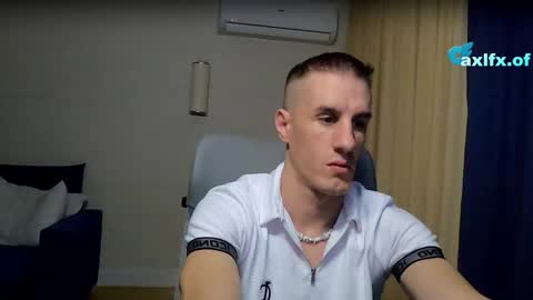 Axl online show from March 21, 9:40 pm