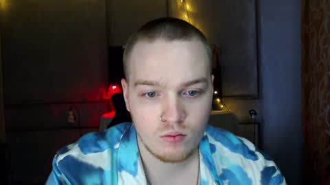 Ian skinny Slawa online show from December 12, 8:47 am