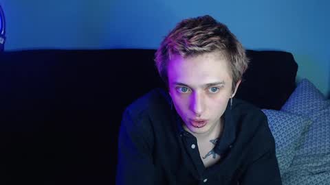 Ian skinny Slawa online show from December 12, 6:53 pm