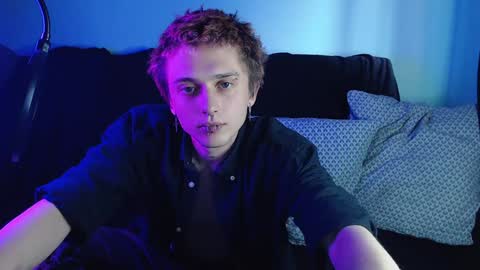 Ian skinny Slawa online show from December 14, 9:40 am