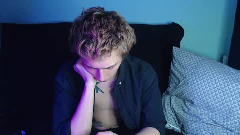 Ian skinny Slawa online show from December 21, 4:30 am
