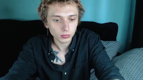 Ian skinny Slawa online show from January 3, 5:50 am