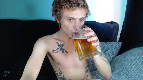 Ian skinny Slawa online show from January 3, 8:54 am