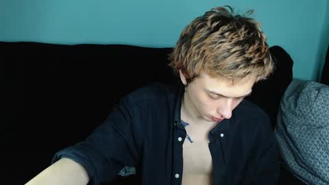 Ian skinny Slawa online show from January 10, 4:41 pm