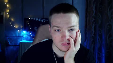Ian skinny Slawa online show from February 3, 7:51 am