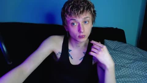 Ian skinny Slawa online show from February 14, 7:33 pm