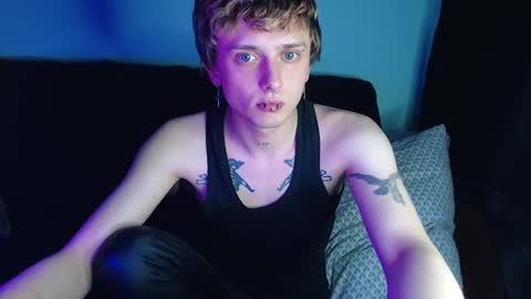 Ian skinny Slawa online show from February 19, 10:31 pm