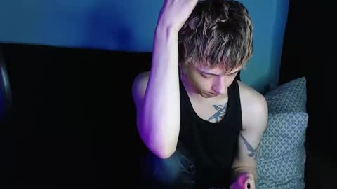Ian skinny Slawa online show from February 22, 6:52 pm