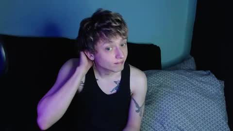 Ian skinny Slawa online show from February 25, 5:47 pm
