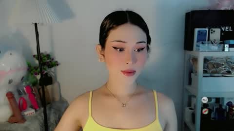 Snapshot of ayahoshilovesyou chatting on March 13, 3:35 am AYAHOSHILOVESYOU online show from March 13, 3:35 am