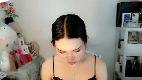 Snapshot of ayahoshilovesyou chatting on March 16, 2:06 am AYAHOSHILOVESYOU online show from March 16, 2:06 am