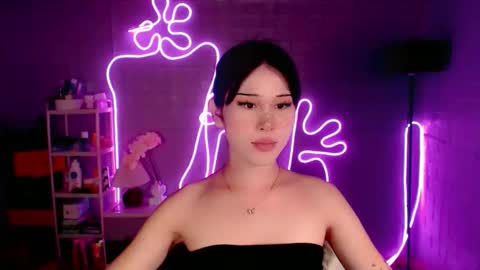 Snapshot of ayahoshilovesyou chatting on March 21, 9:47 am AYAHOSHILOVESYOU online show from March 21, 9:47 am