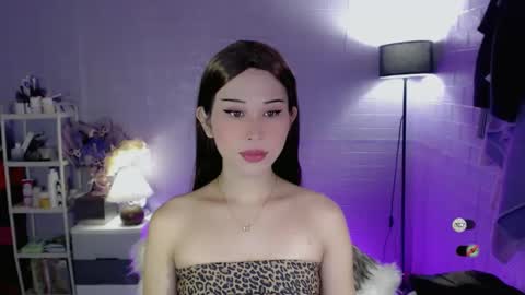 Snapshot of ayahoshilovesyou chatting on April 4, 1:26 am AYAHOSHILOVESYOU online show from April 4, 1:26 am