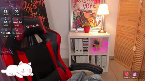 ayaks online show from September 20, 8:15 am