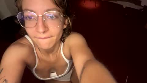 Snapshot of aycaworld chatting on March 10, 12:04 am aycaworld online show from March 10, 12:04 am