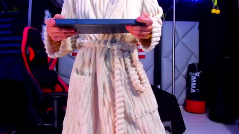 Ayden Miller online show from January 6, 2:04 am