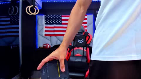 Ayden Miller online show from April 3, 4:54 am