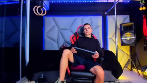 Ayden Miller online show from May 17, 7:28 am