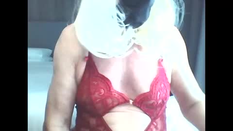 Snapshot of ayeeshacd chatting on December 3, 7:21 am Ayeeshacd online show from December 3, 7:21 am