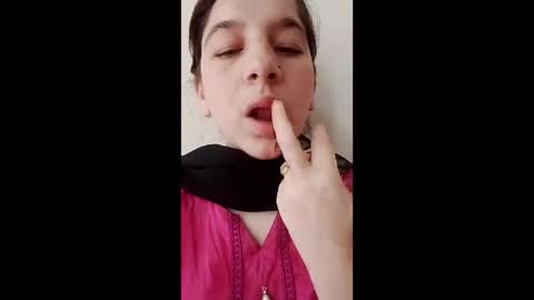 ayesha852967 online show from May 14, 5:58 am