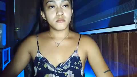 ayeshahxxx online show from November 18, 9:03 am