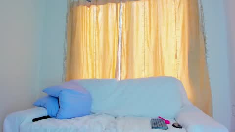 Snapshot of ayheleen_sexygirl3 chatting on February 18, 8:36 pm Mariana online show from February 18, 8:36 pm