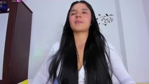 Mariana online show from October 6, 9:01 pm