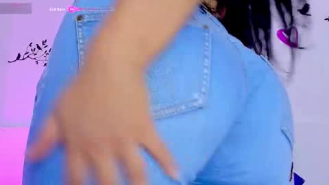 Mariana online show from March 19, 8:02 pm