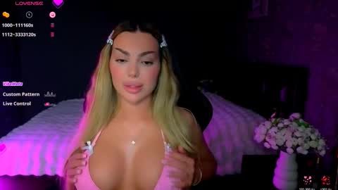  Ayla Demir  online show from March 27, 9:58 pm