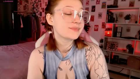 Ayla hill online show from October 5, 3:16 am