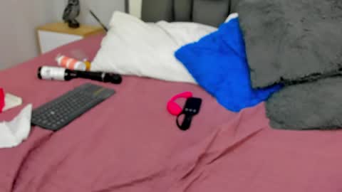 Ayla online show from February 27, 9:11 am