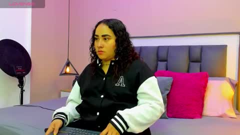 Ayla online show from September 22, 1:51 am