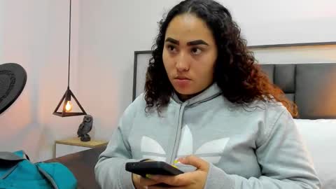 Ayla online show from October 5, 2:32 am