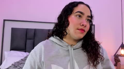 Ayla online show from October 18, 2:47 am