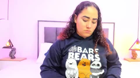 Ayla online show from October 26, 2:06 am